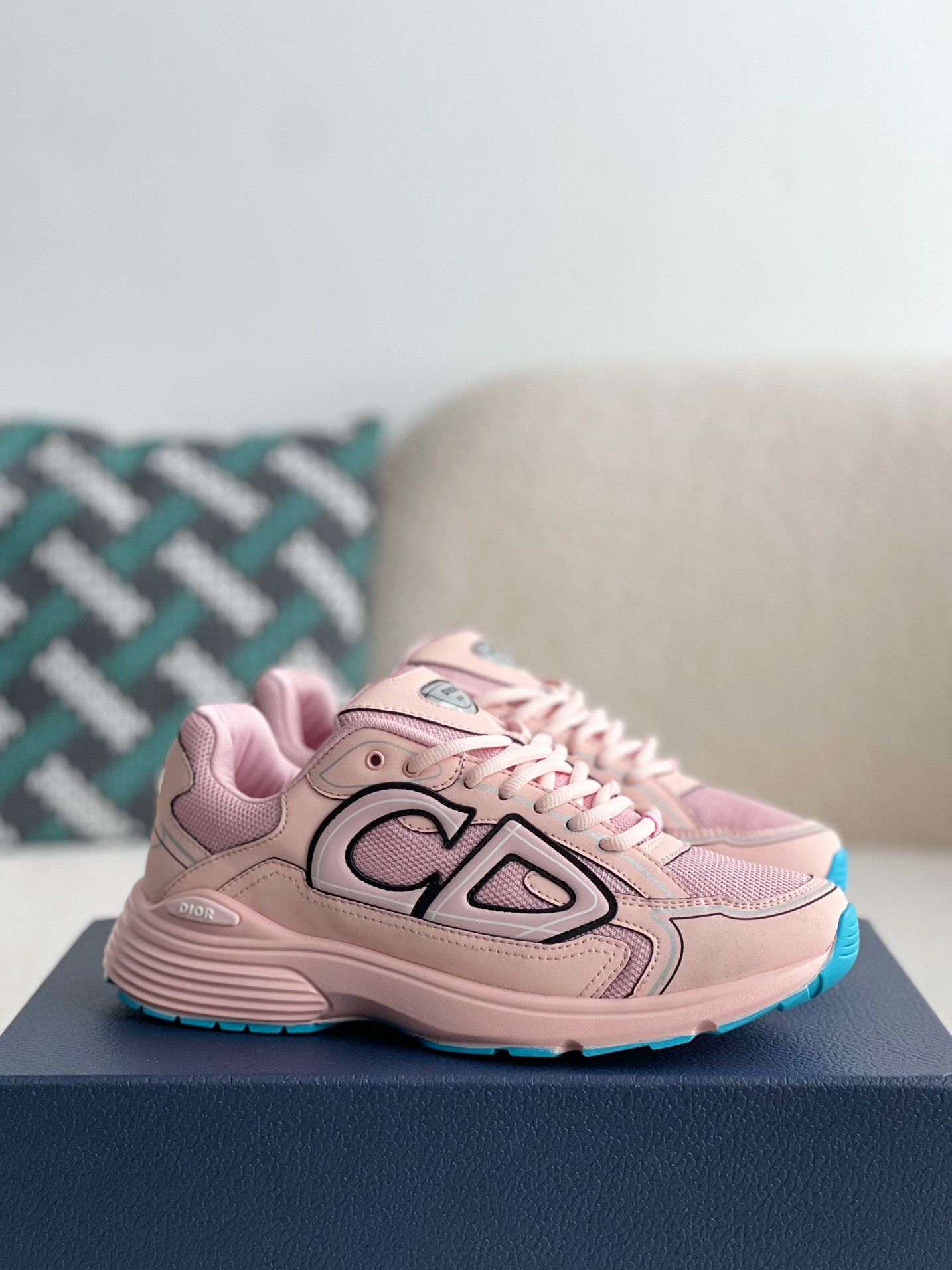 DR b30 sneaker（Men's style）