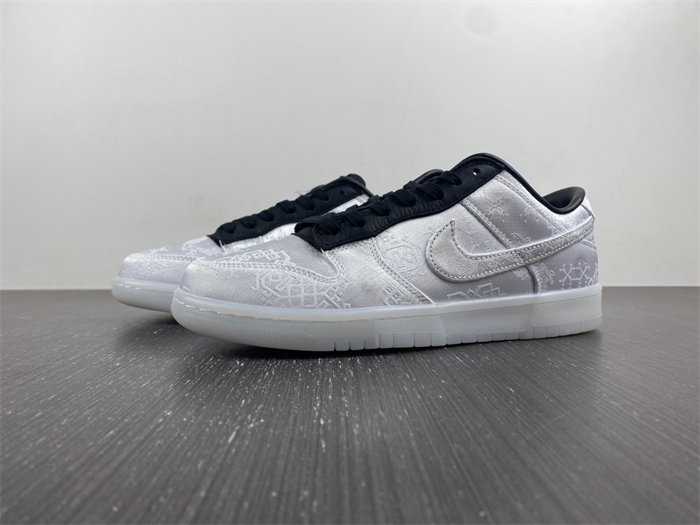 NK Dunk Low CLOT Fragment White FN0315-110