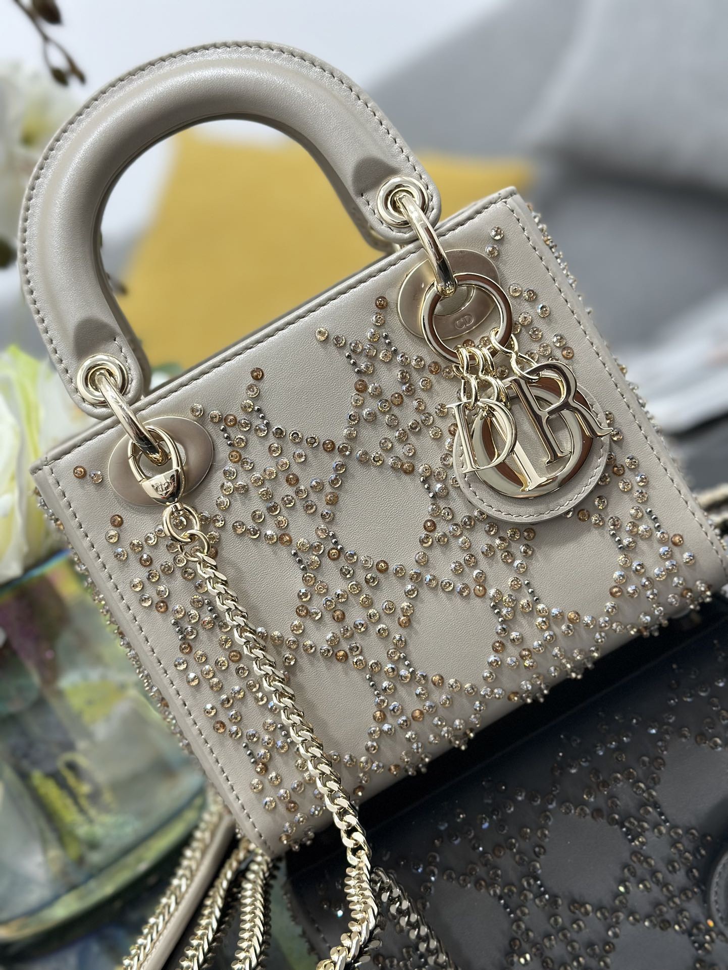 DR Handbag 17x15x7cm