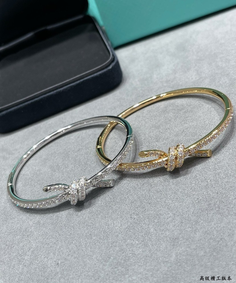 T F C Bracelets（Multiple colors）