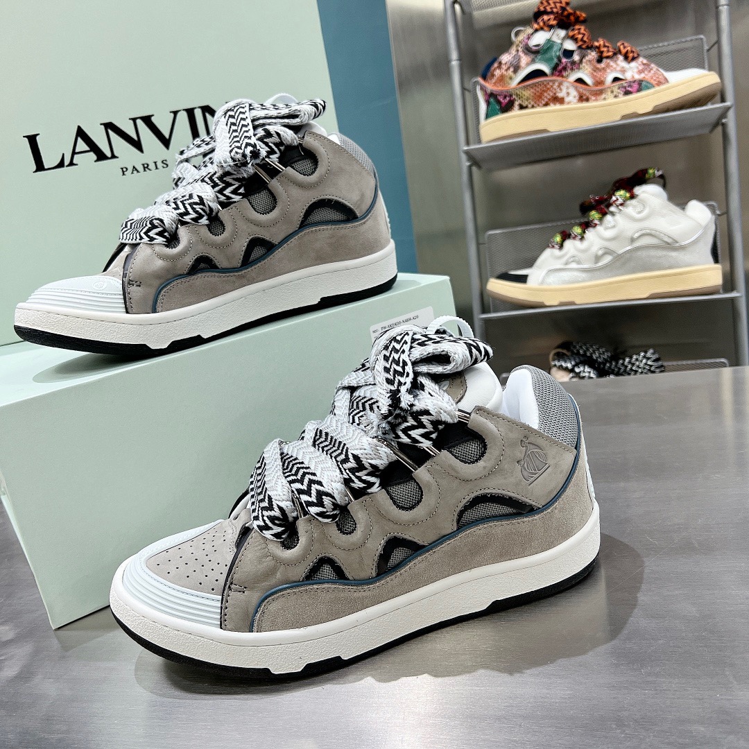 LAN Curb Sneaker 22