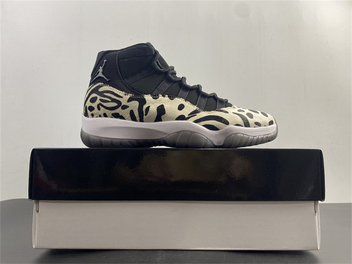 JRD 11 Retro Animal Instinct AR0715-010