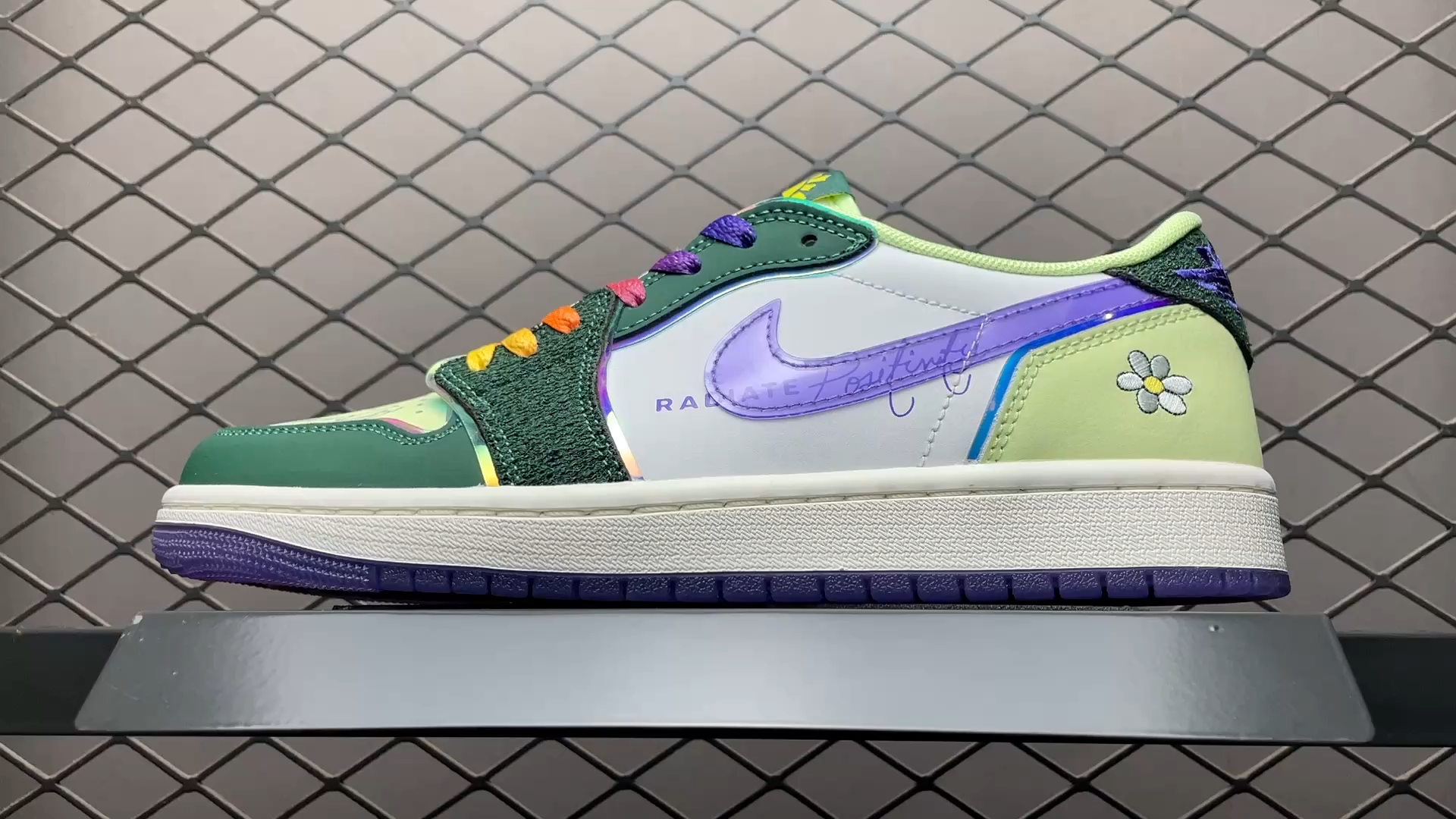 JRD 1 Retro Low OG Doernbecher FD9665-351