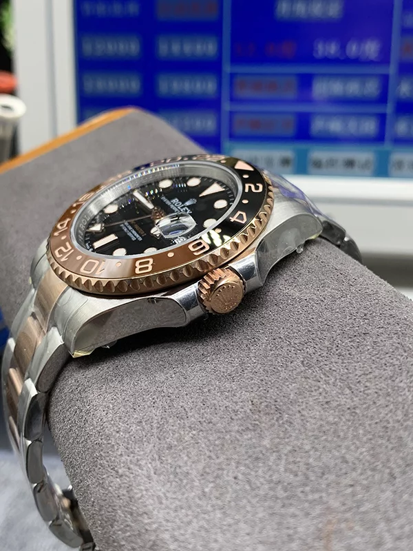 Classical Mechanical Watch WB-7180068