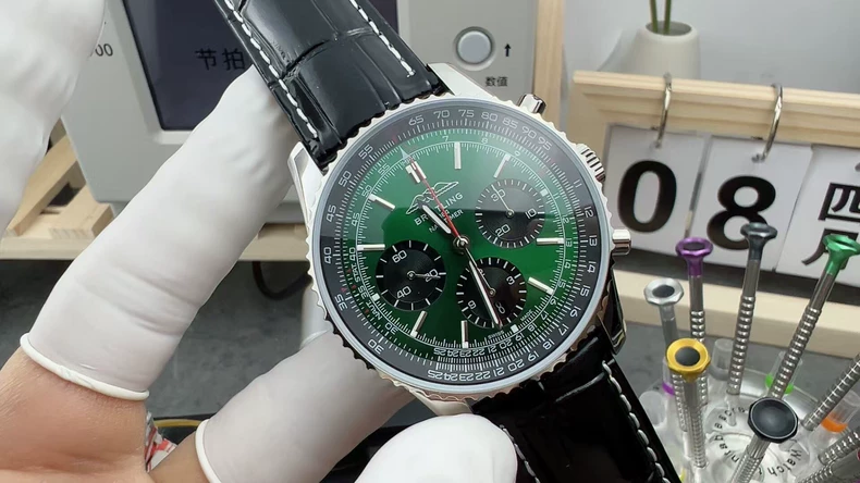 12A Breitling NAVITIMER B01 CHRONOGRAPH 46