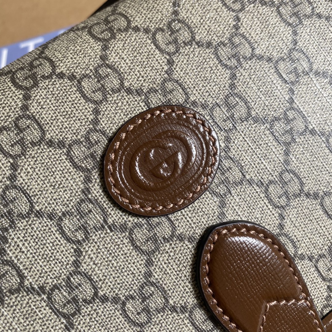Woman’s Handbag with straps 7.9″x6.7″x3.1″ BB-9190042