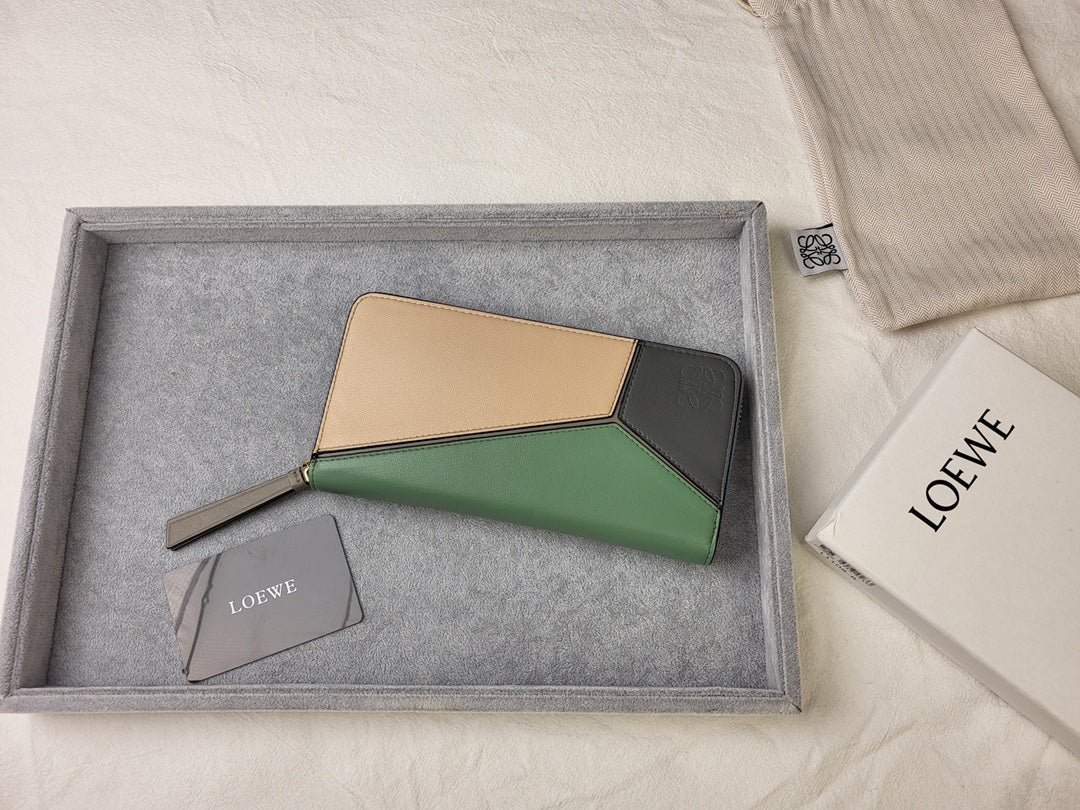 [Loewe] Long wallet, including customs duties and shipping, available in 5 colors, limited quantity.