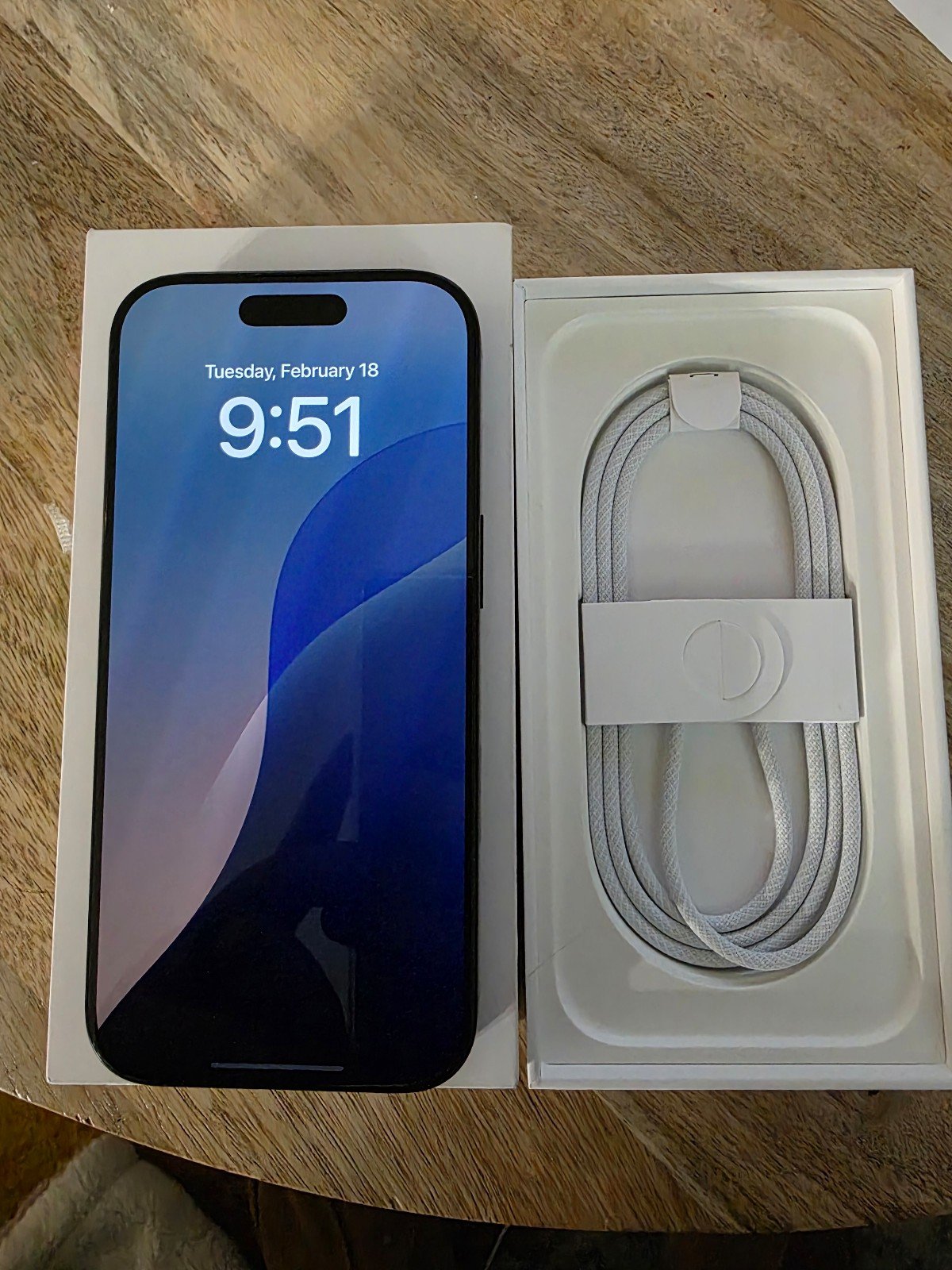iphone 16 pro 5M66