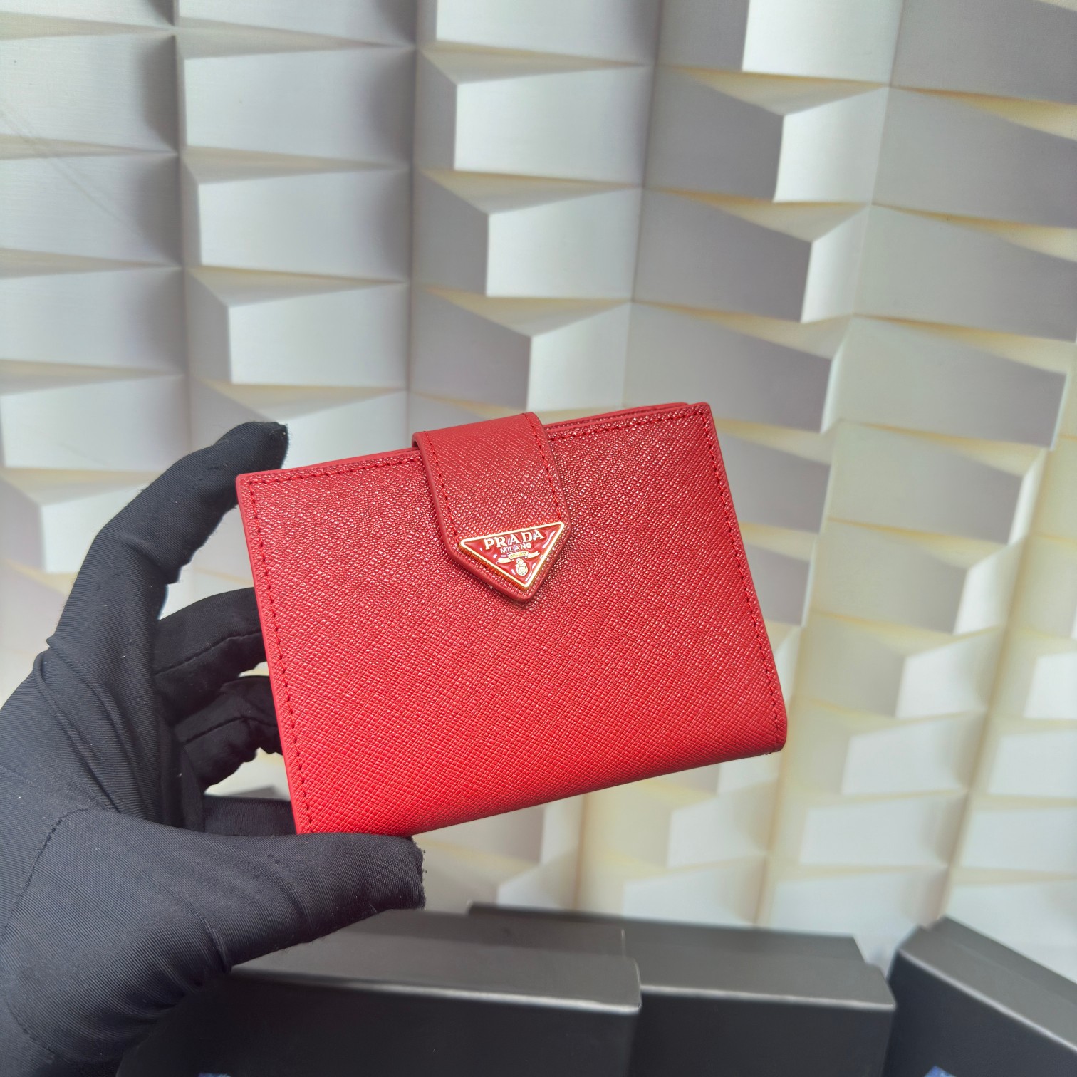 Fashion 3.9″x3.5″x0.8″ Red Leather Wallet QB-927086