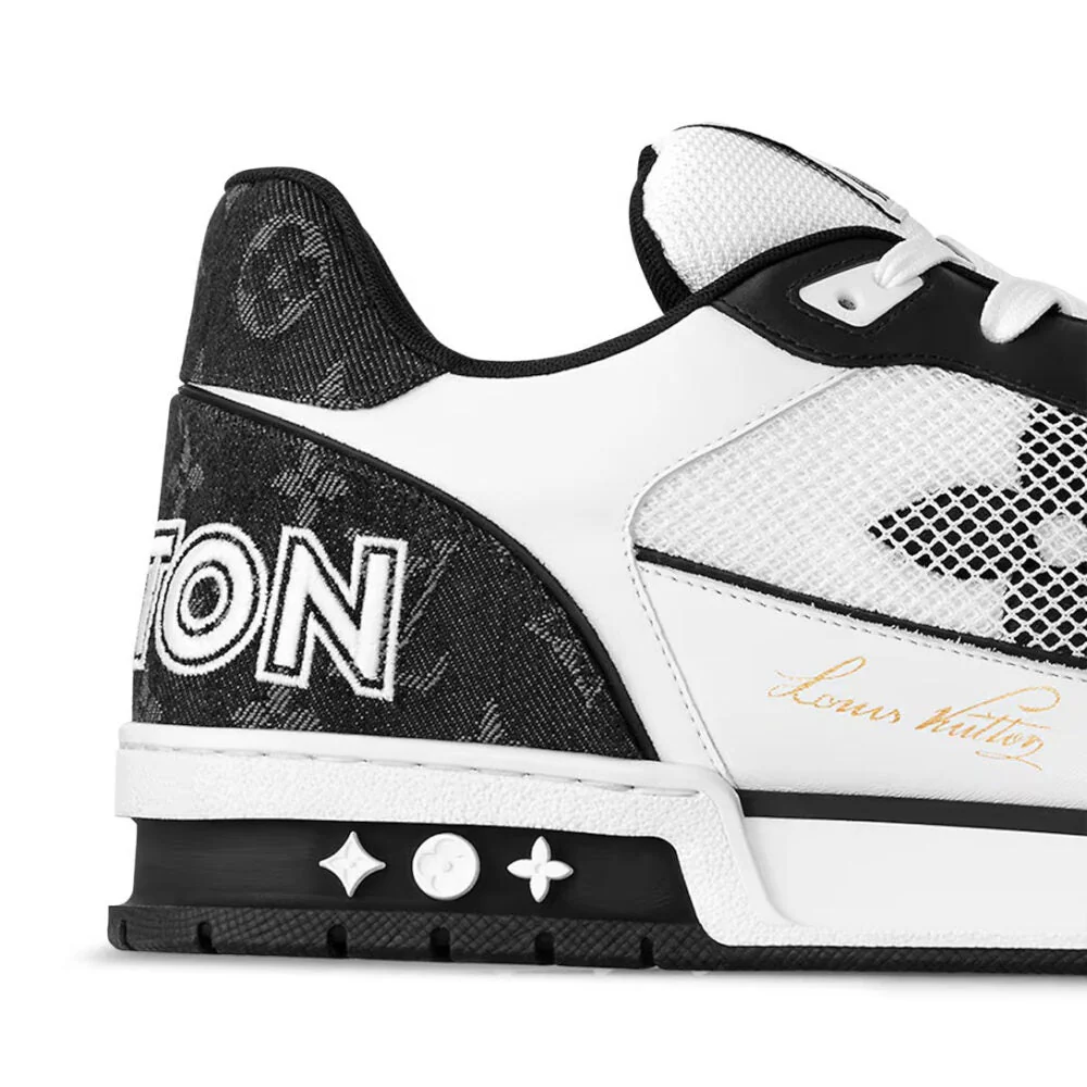 LV  Trainer Sneaker ‘Black’