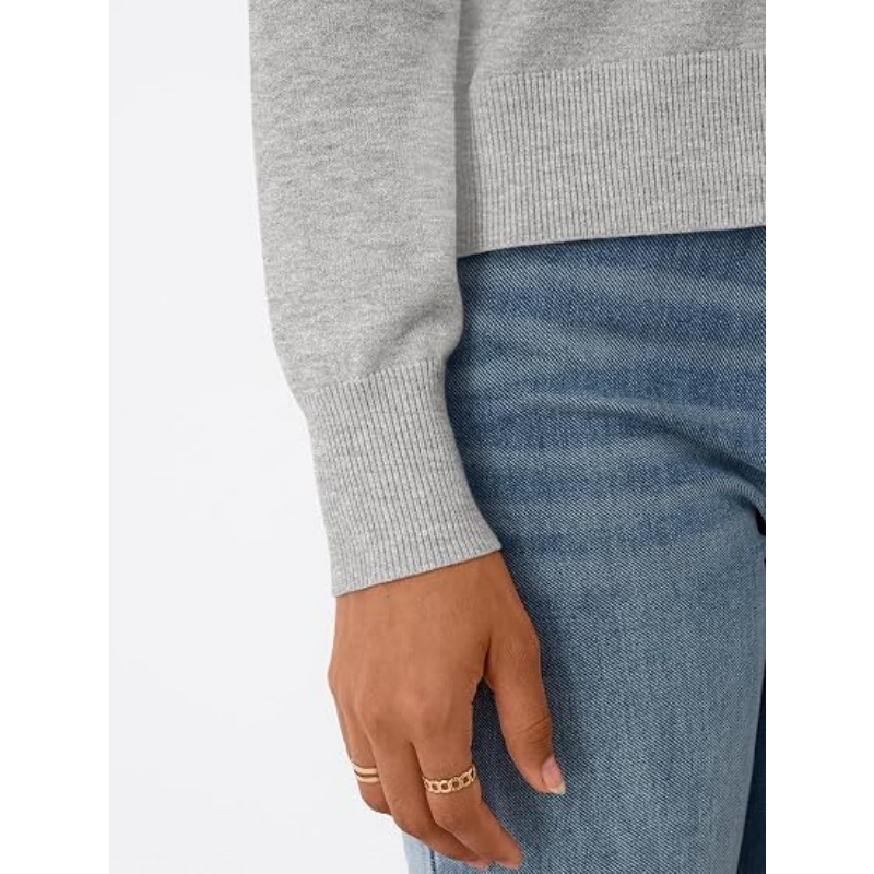 Women's Lightweight Crew Neck Knit Cardigan Long Sleeve Button Down Cropped Knit Outerwear