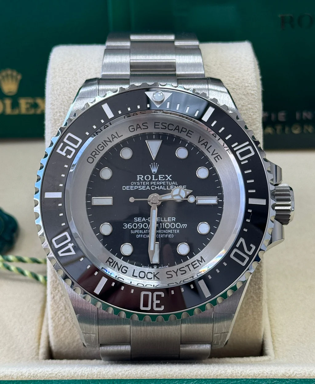 【Super Clone】Rolex Sea-Dweller Deepsea Challenge Black Dial 50mm RLX Titanium 126067-0002