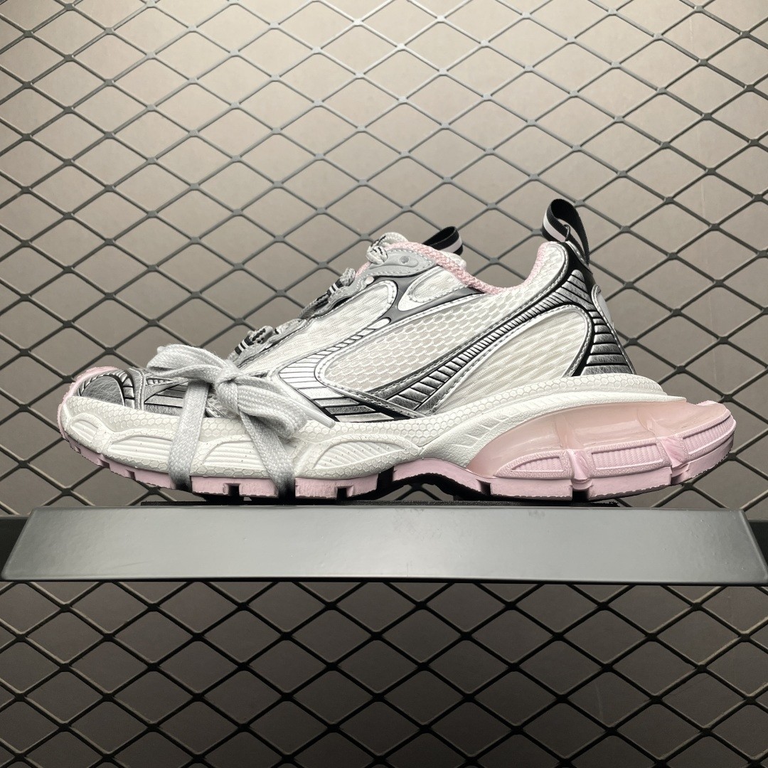 BLCG 3XL Sneakers