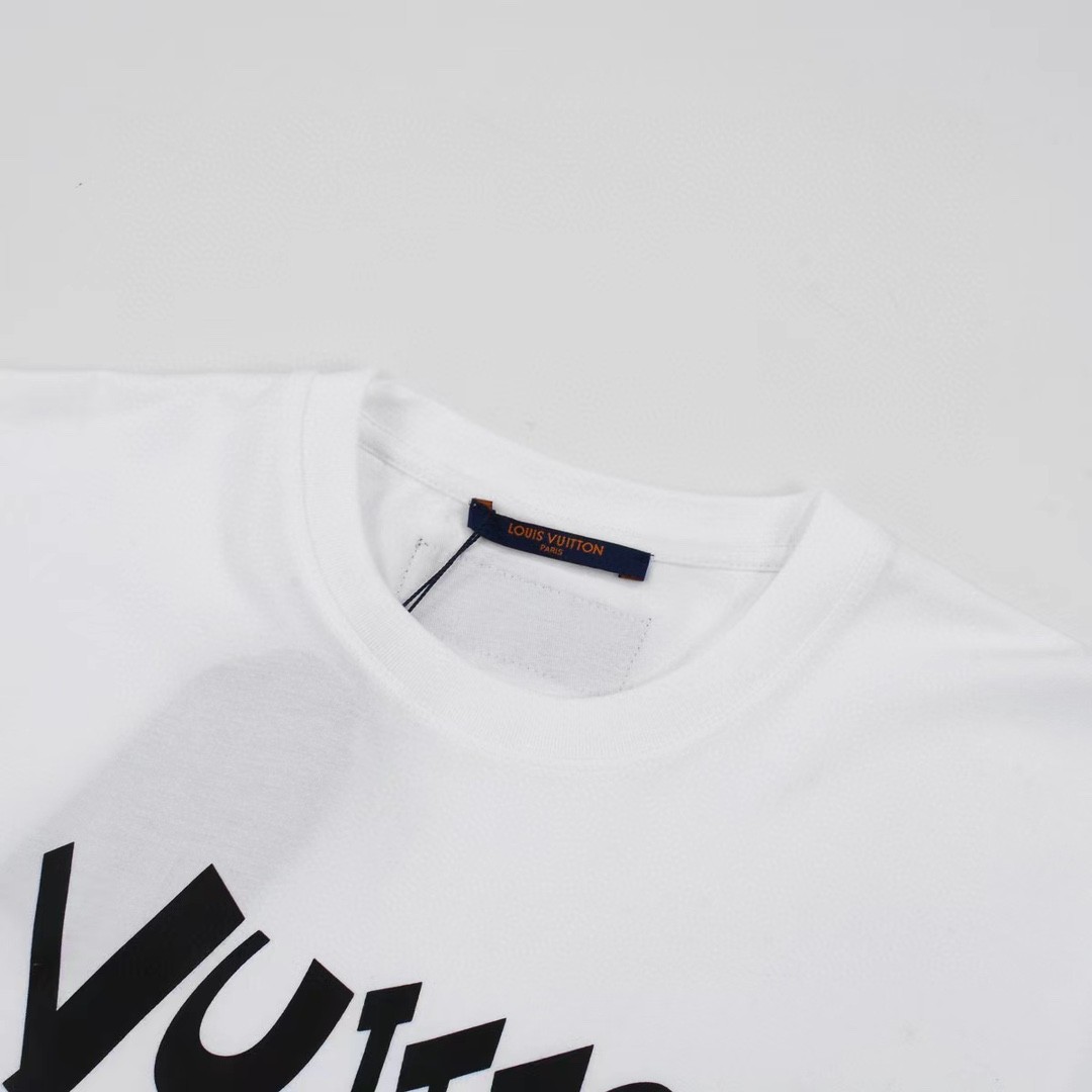 LV 23SS printed bear T-shirt