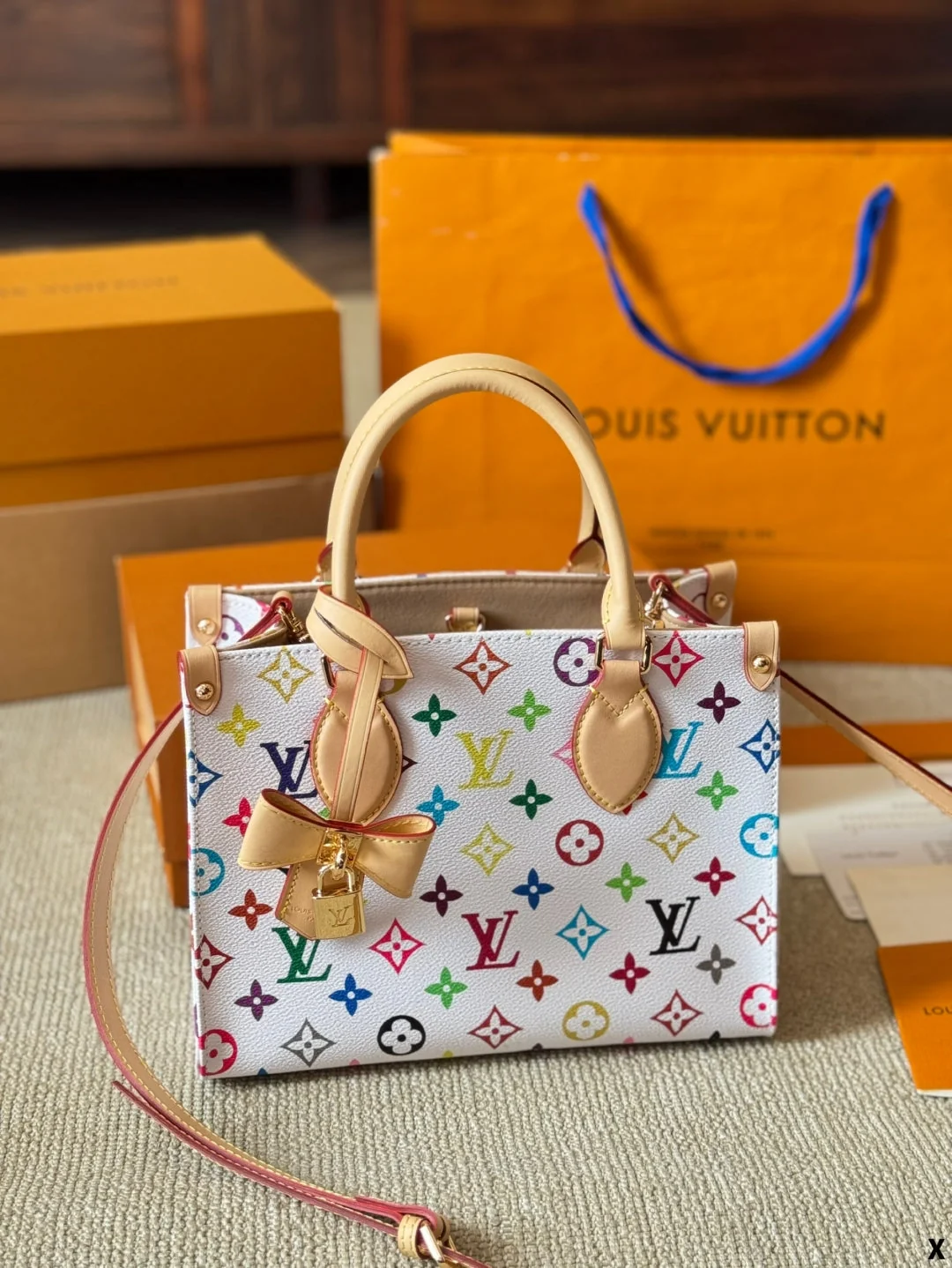 【Louis Vuitton】◆Brand New Tote Bag｜Takashi Murakami Collaboration♪ Members Only Sale