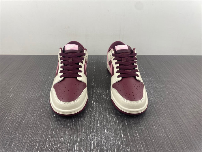 NK Dunk Low Retro PRM Valentine's Day DR9705-100