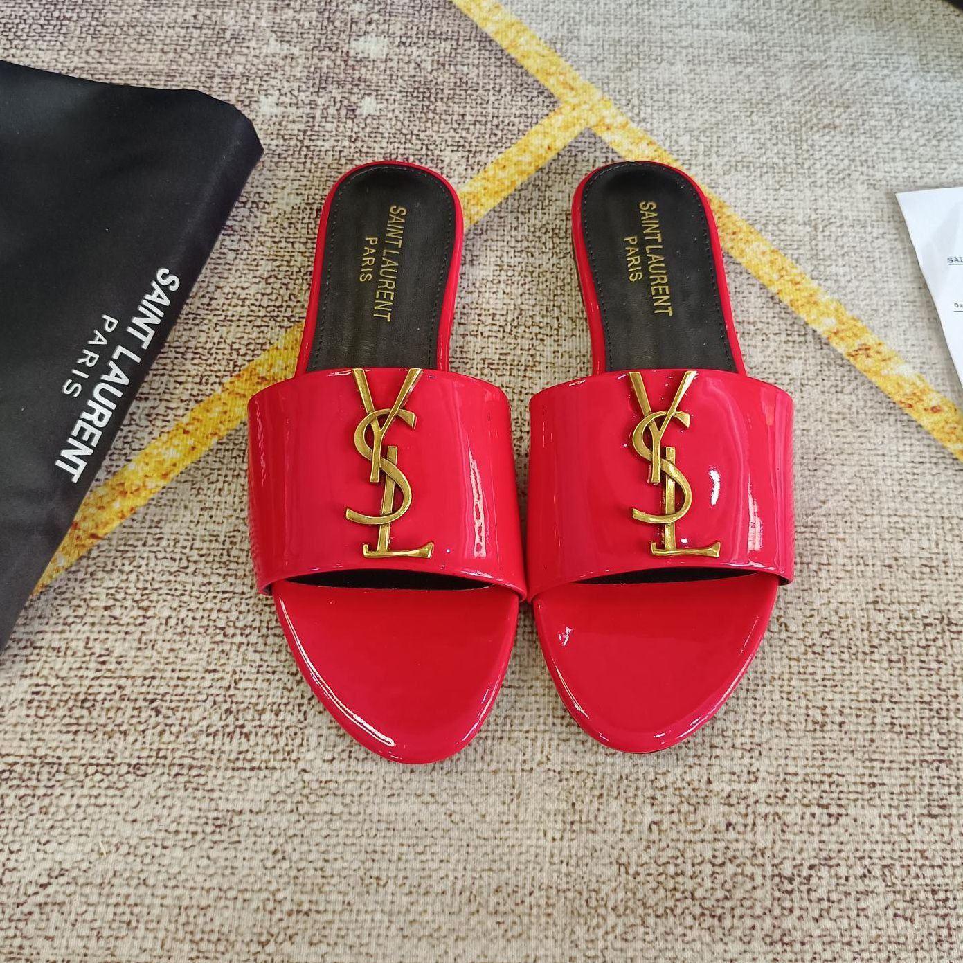 Classic Gold Signature Flat Slippers LX-872029