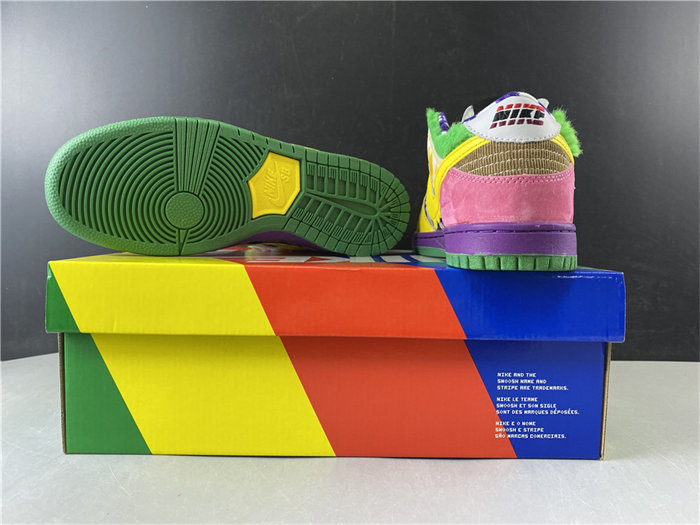 NK SB DUNK LOW PRO IW PURPLE/YELLOW-VIOLET-PINK 318403-137