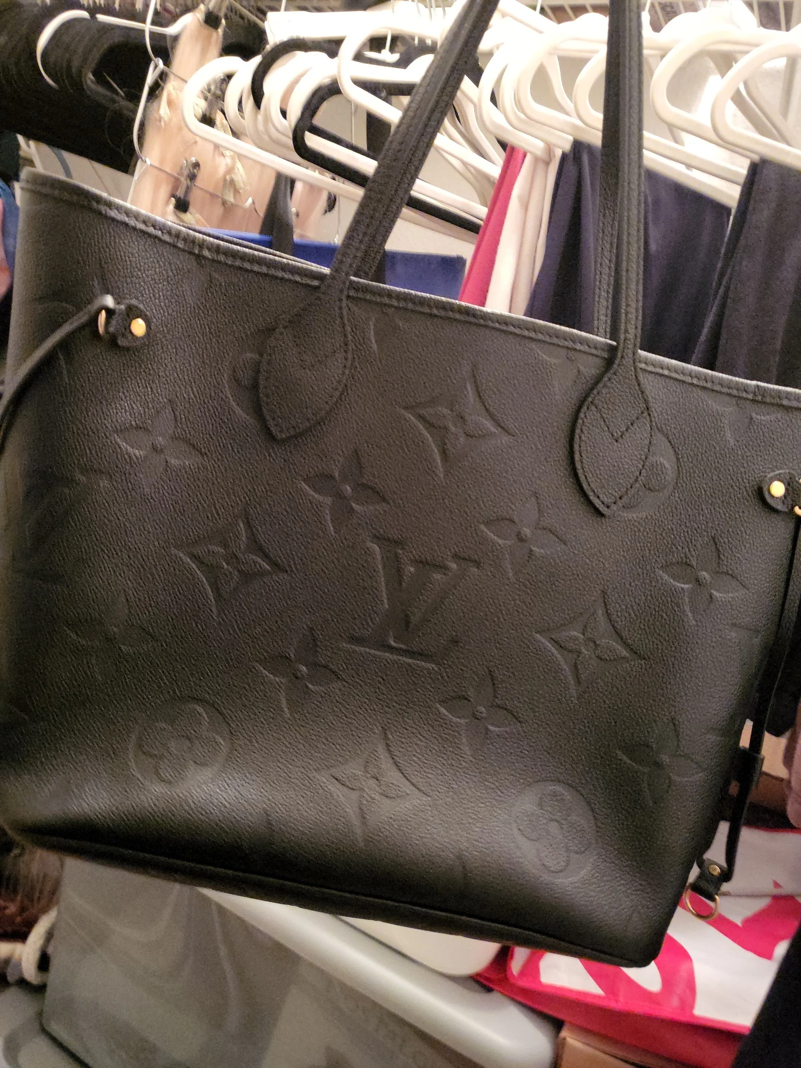 Authentic Louis vuitton neverfull mm black empreinte leather