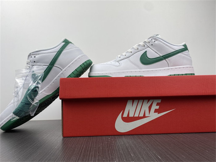 NK Dunk Low White Green Noise DD1503-112