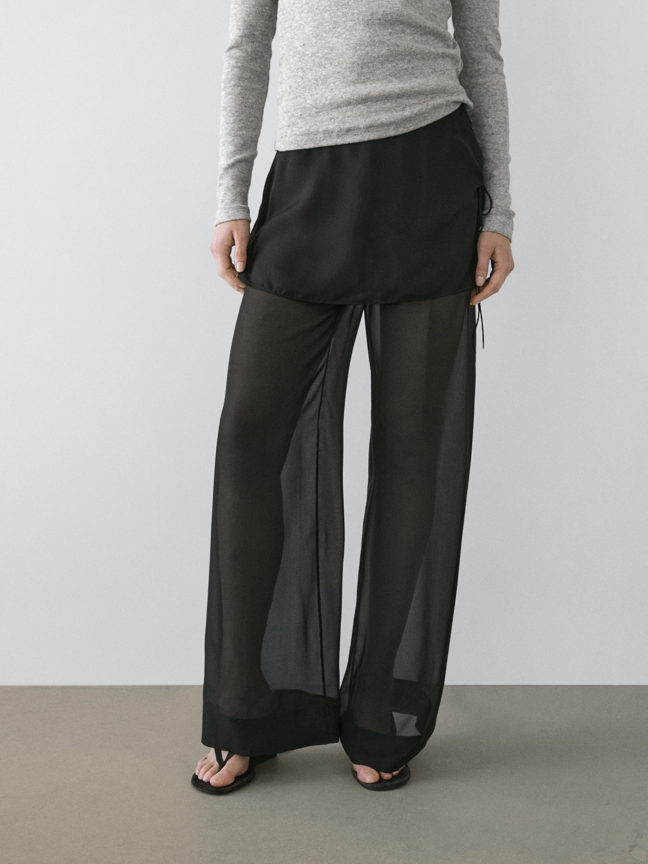 Pantalón fluido combinado seda