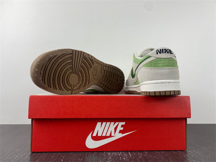 NK Dunk Low SE 85 Double Swoosh DO9457-100X