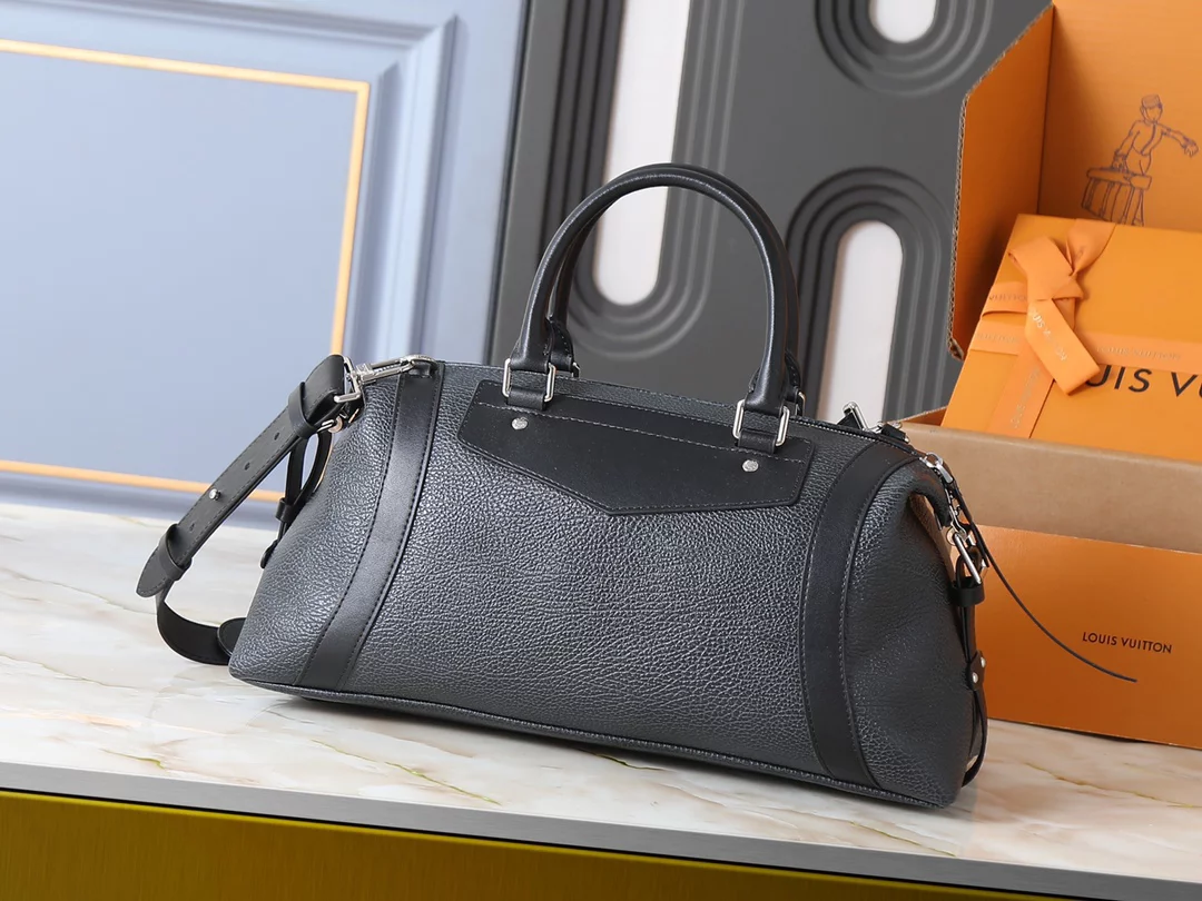 Genuine leather straps (7 Colors) Small: 9.1″x3.9″x3.9″ Medium: 11.8″x4.7″x4.7″ Big: 15.0″x5.9″x5.9″ Woman’s Handbag BB-921954