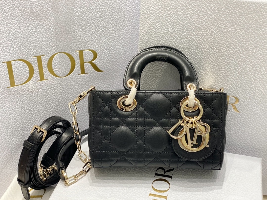 DR Lady D-Joy Handbag 16.5x10x6cm