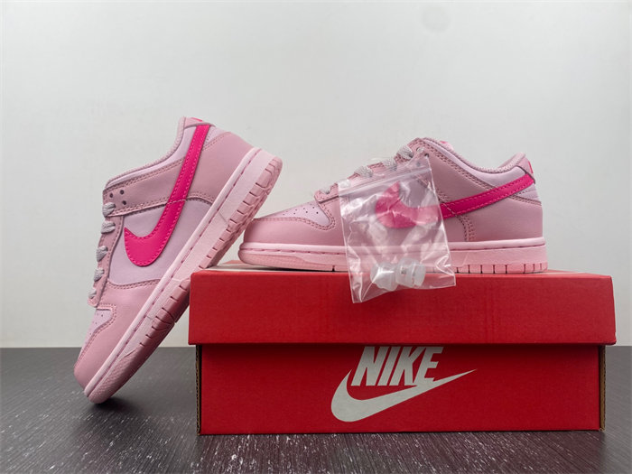 NK Dunk Low Triple Pink DH9756-600