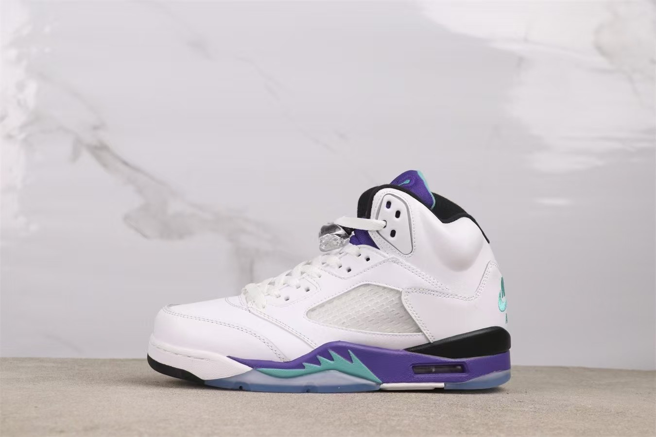 JRD 5 OG “Grape” HQ7978-100