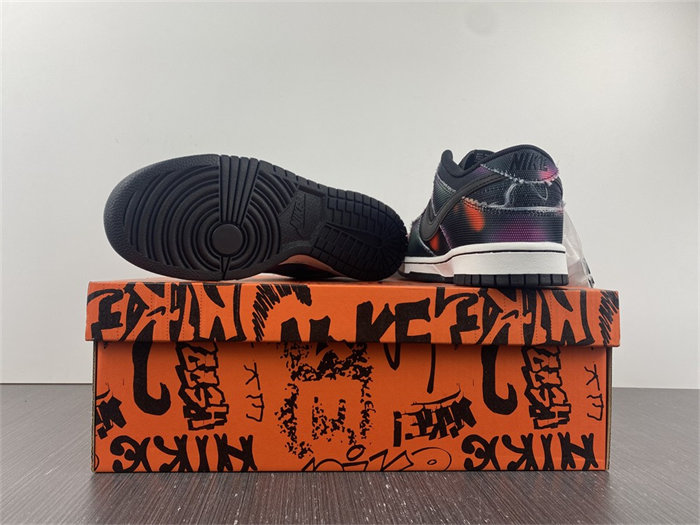 NK Dunk Low Graffiti Pink DM0108-002