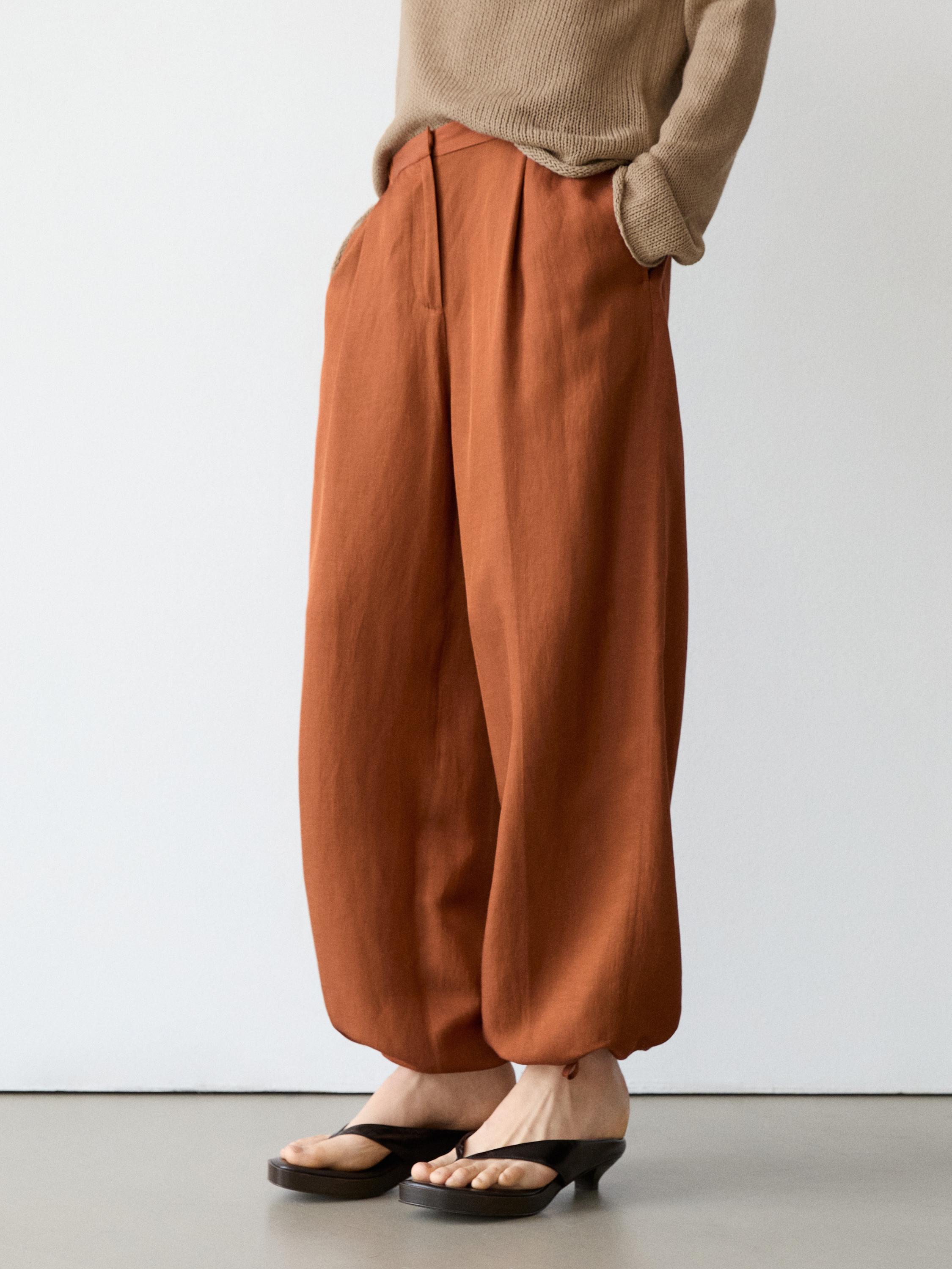 Pantalón fluido detalle lazada