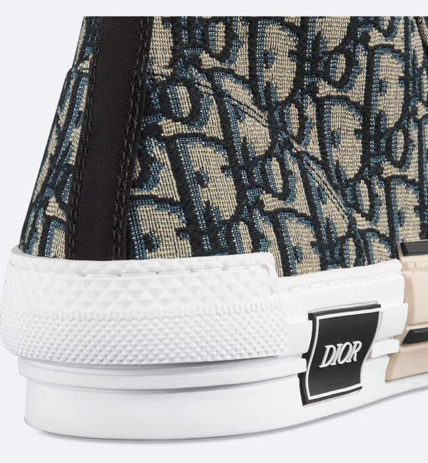 DR B23 League High-Top Sneaker