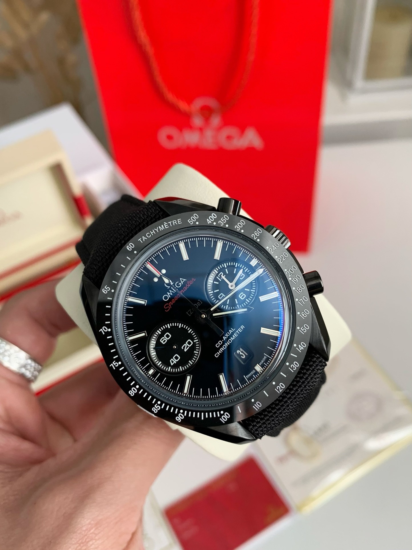 Omega Speedmaster Series Dark Side of the Moon，50m waterproof watch, 44.25mm