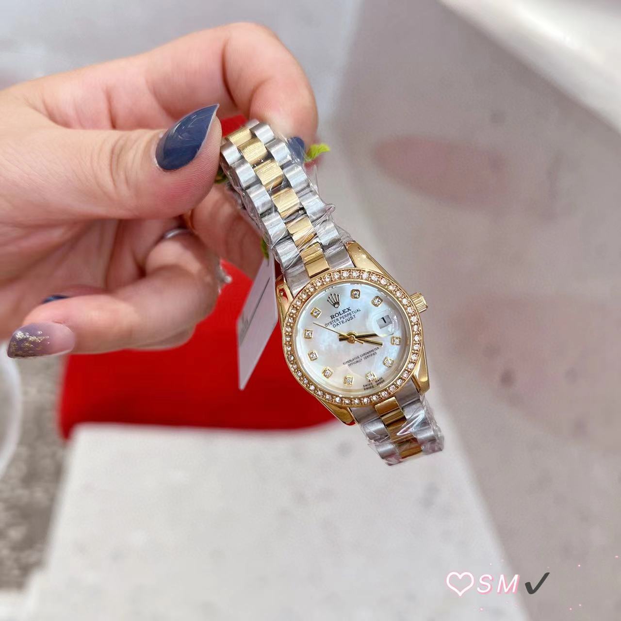 Classic Watch with Metal straps WB-7180011