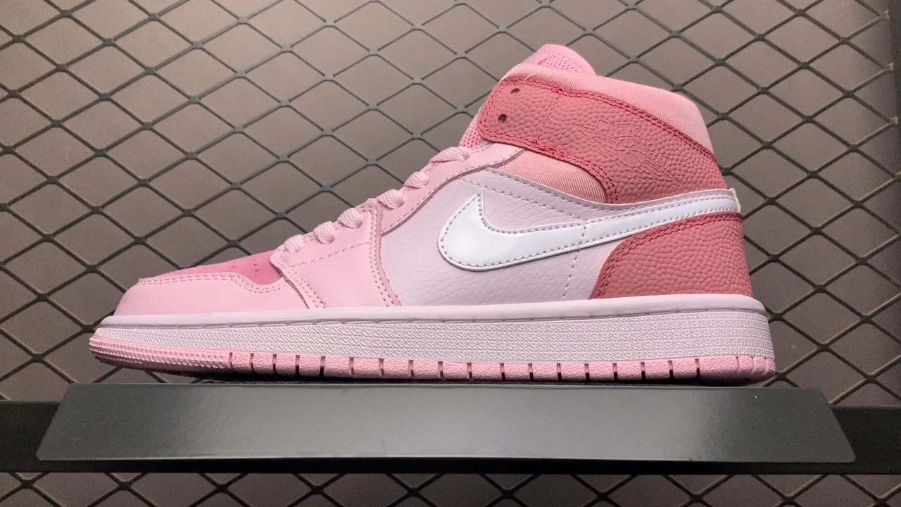 JRD1 Mid Digital Pink CW5379-600