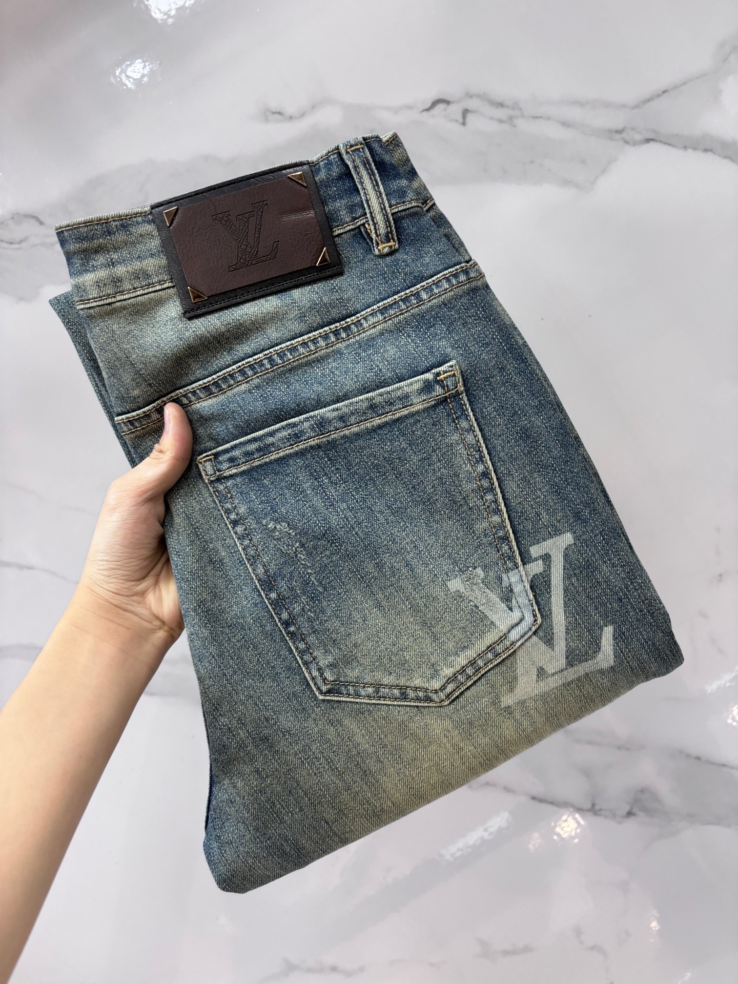 LV Jeans