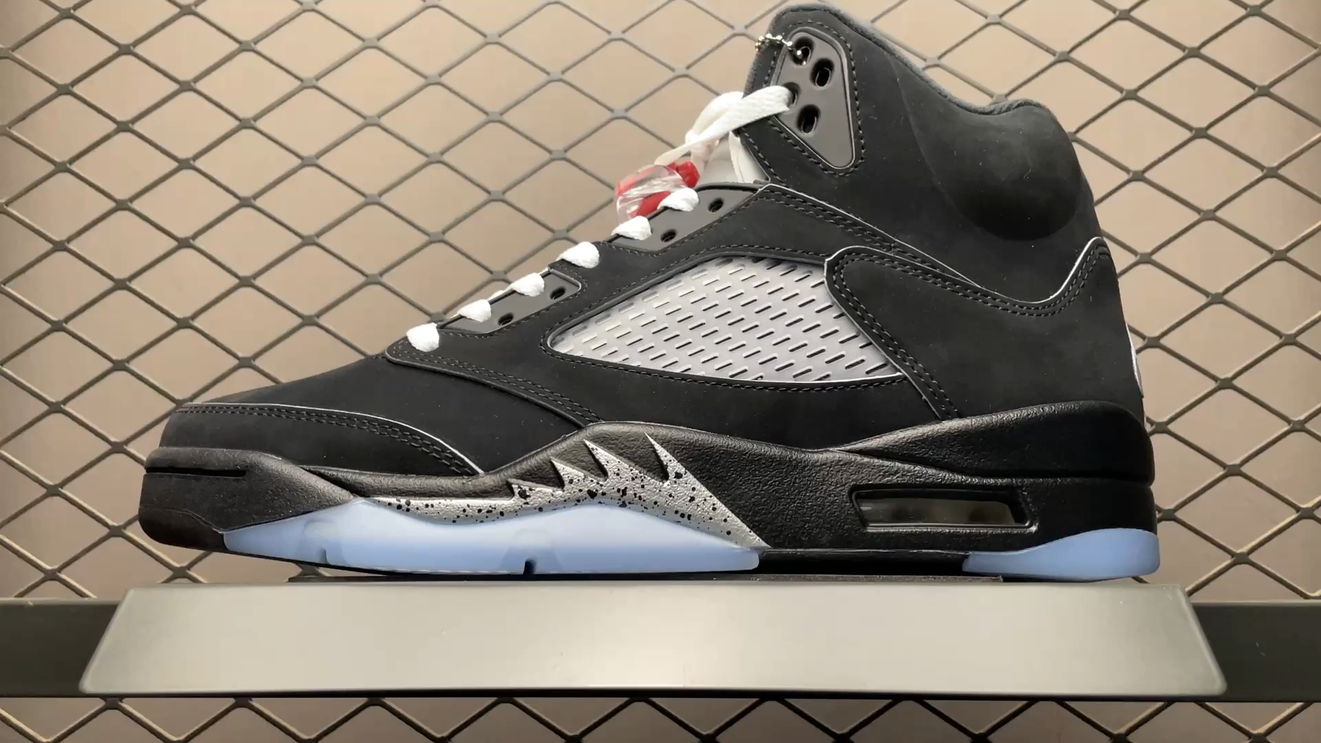 Air JRD 5  Retro  Black Metallic Reimagined HF3975-001
