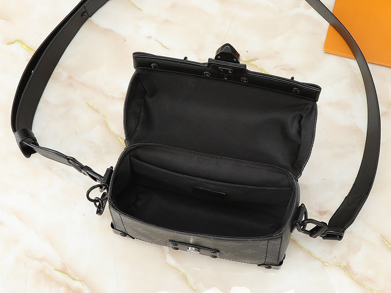 7.5″x5.9″x2.8″ Leather Hand bag With Adjustable Strap BB-921434