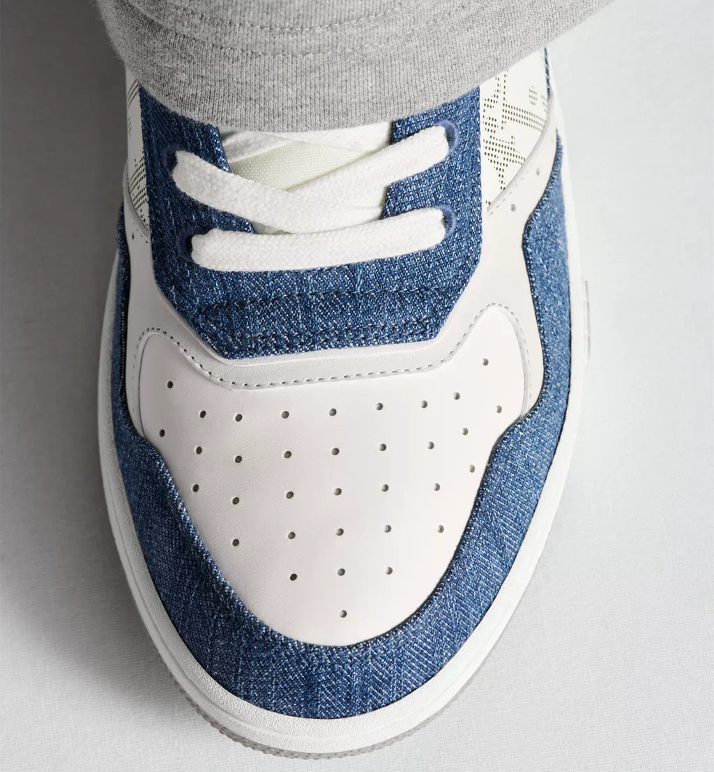 DR B27 Uptown Low-Top Sneaker