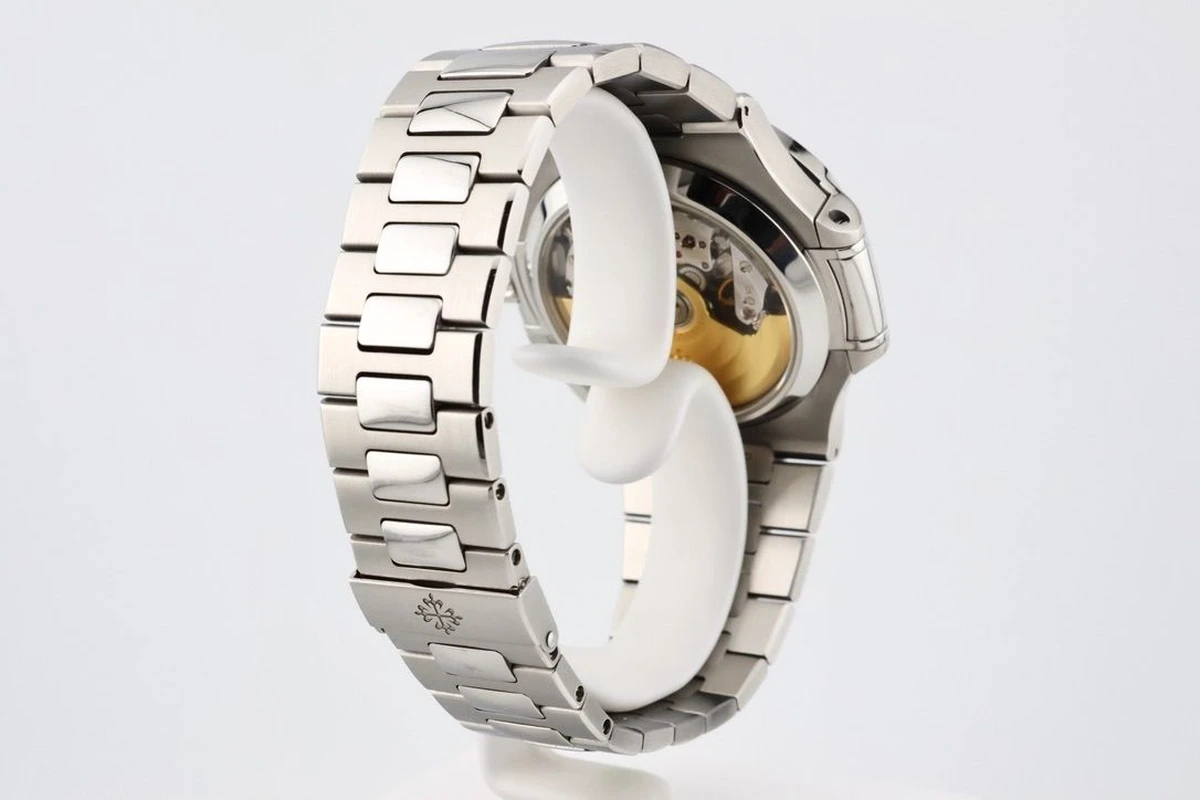 Patek Philippe Nautilus 5980/1A-014 Mens Stainless Steel 44mm