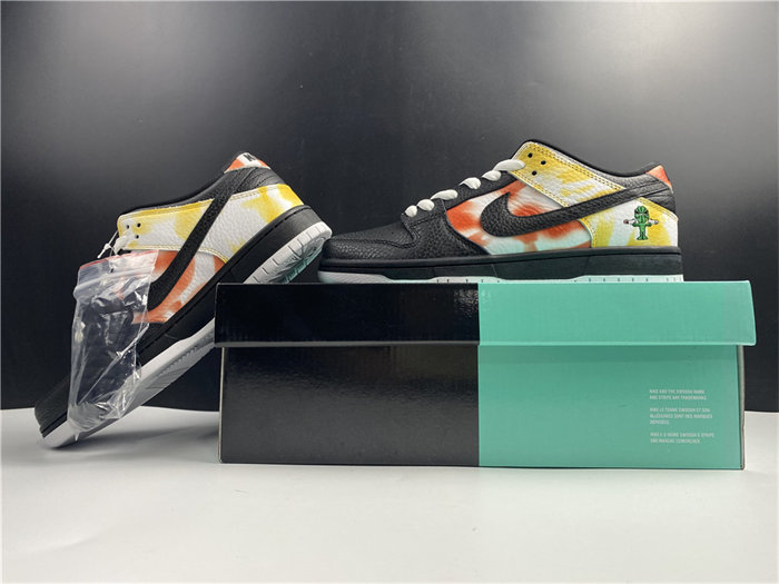 NK SB Dunk Low Raygun Tie-Dye Black BQ6832-001