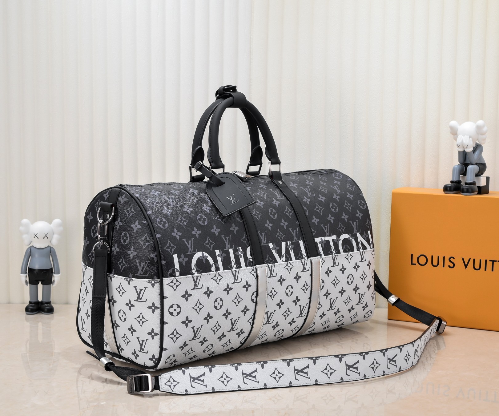 LV Keepall Travelling bag M43412 Size：50x29x23cm