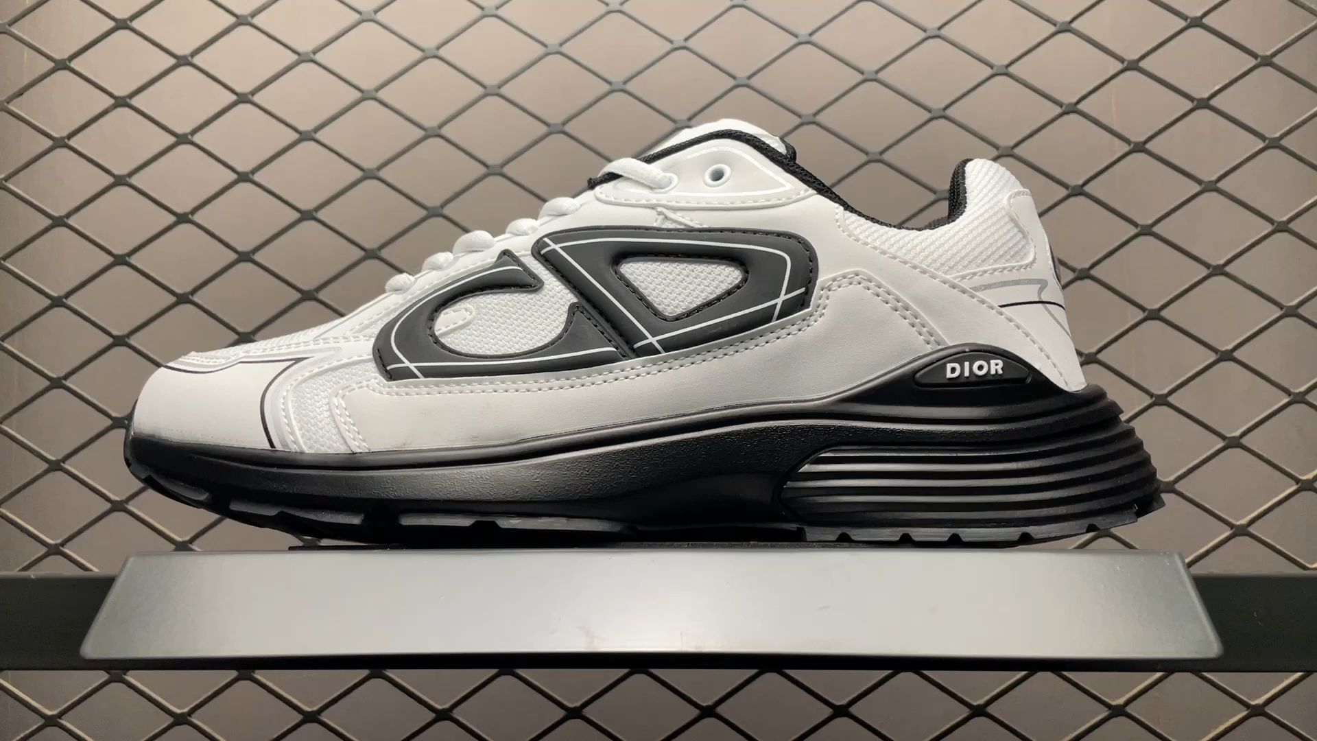 DR b30 sneaker