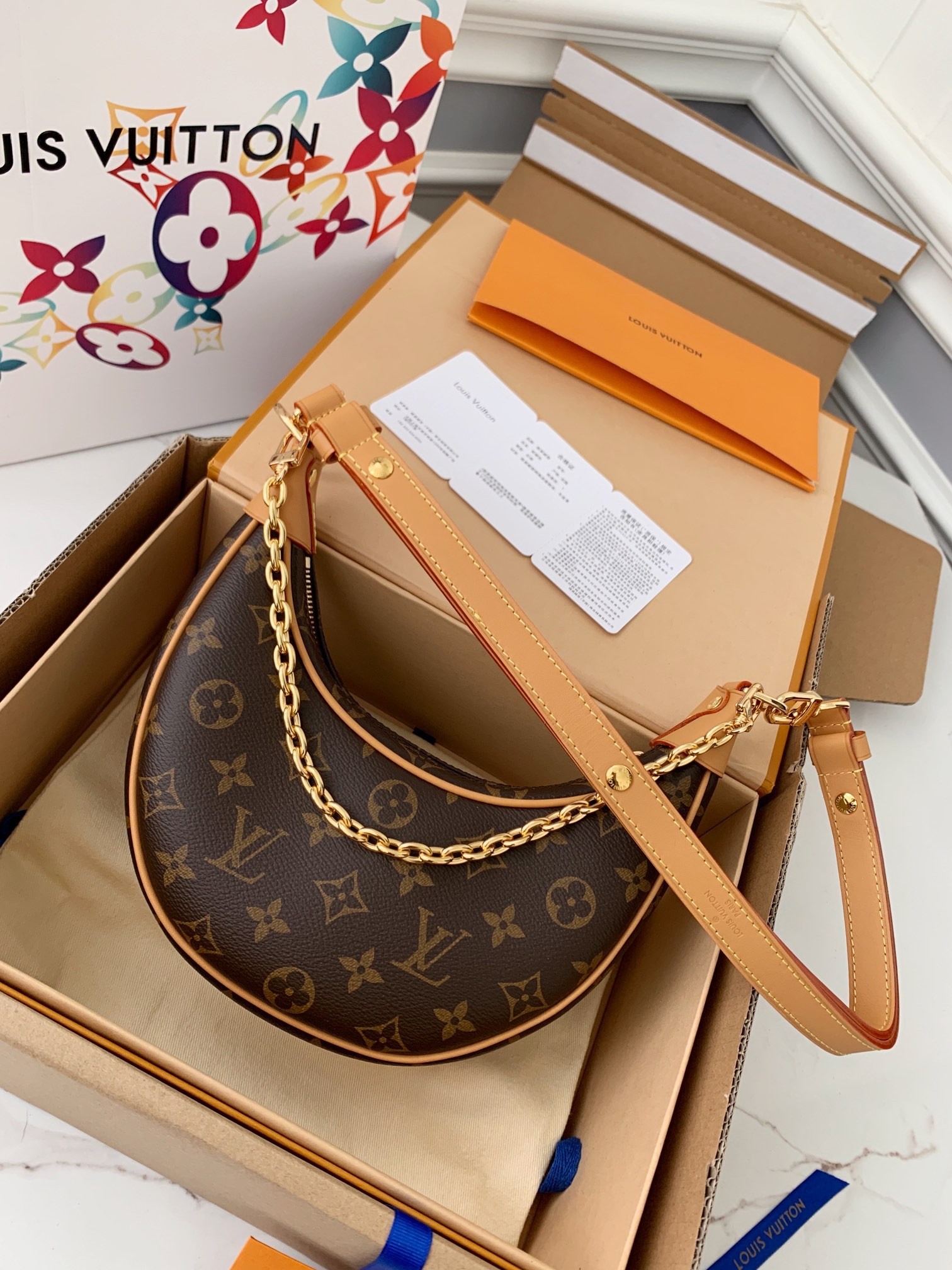 LV Loop M81098 23*13*6cm
