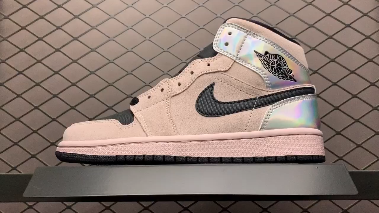 JRD1 Mid Dirty Powder Iridescent BQ6472-602