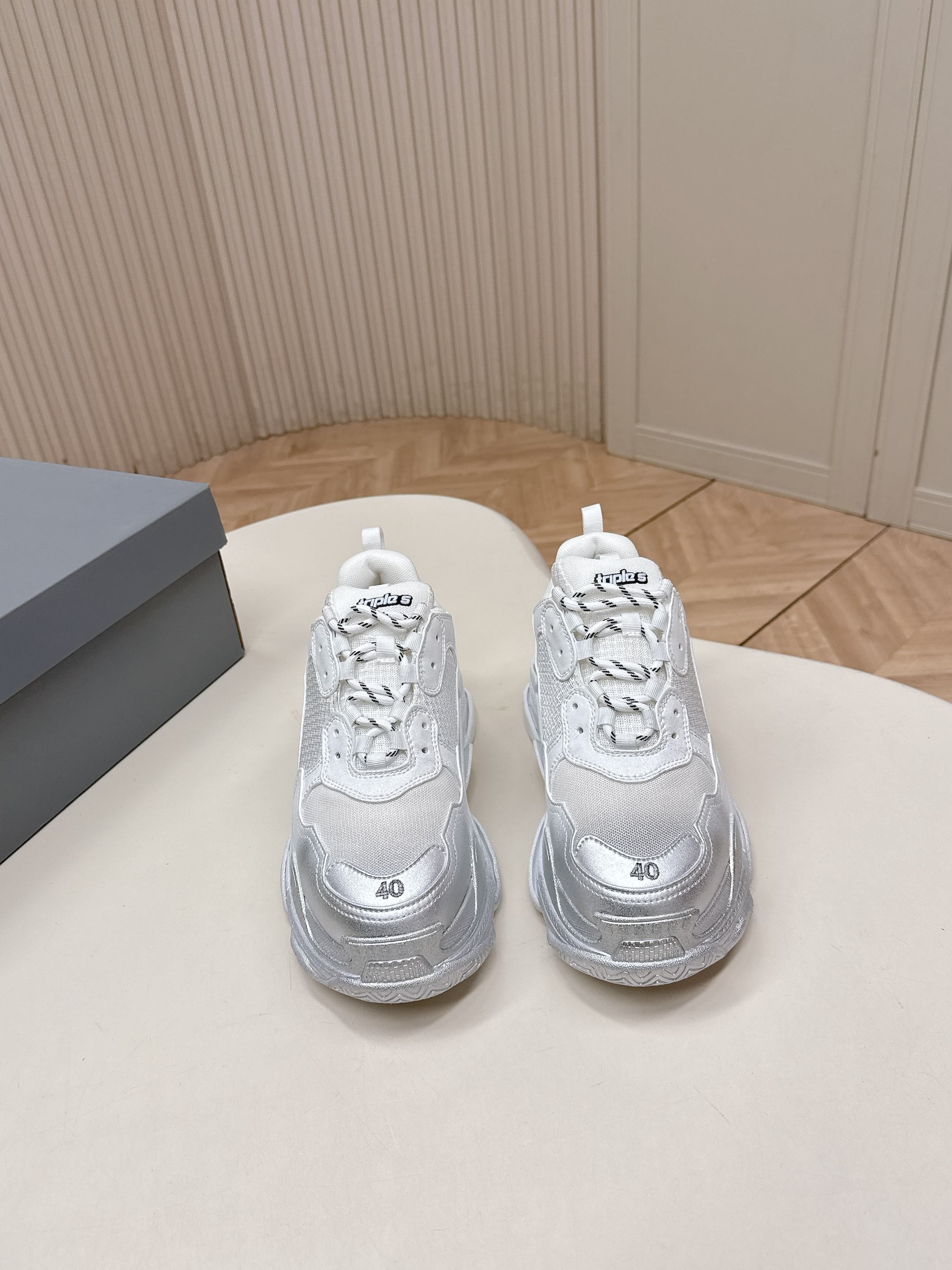 BLCG SNEAKERS