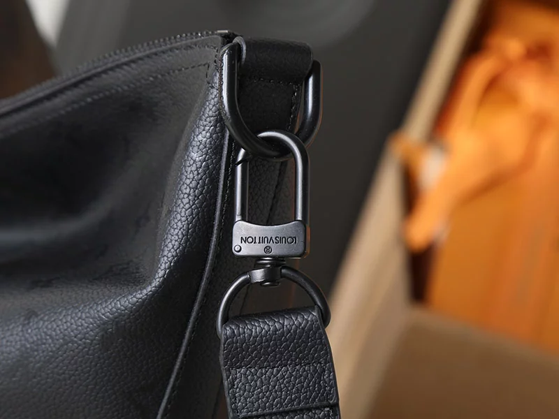 16.1″x12.6″x4.3″ Genuine Leather Handbag with adjustable strap BB-9211003