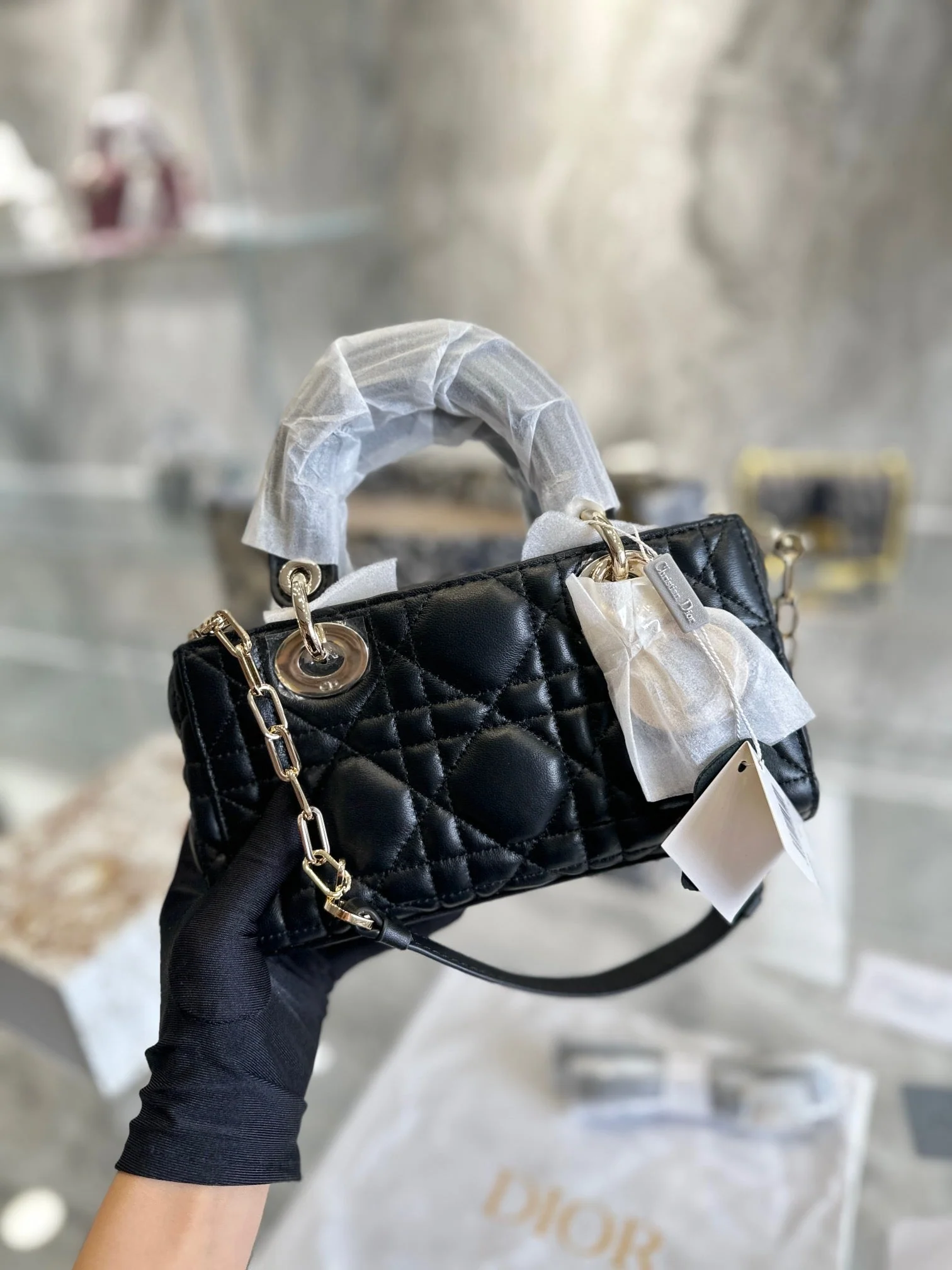 [Dior] New arrival, sure to sell out: LADY D-JOY Small Bag - 4 colors