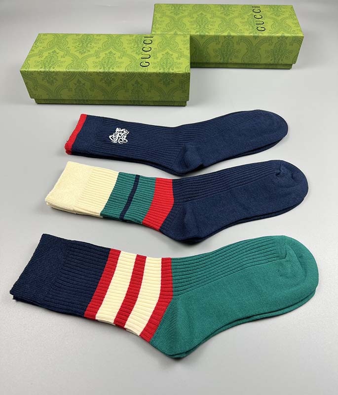 Set of 3 Pairs of Cotton Anti-bacterial Crew Socks WZ-924000186